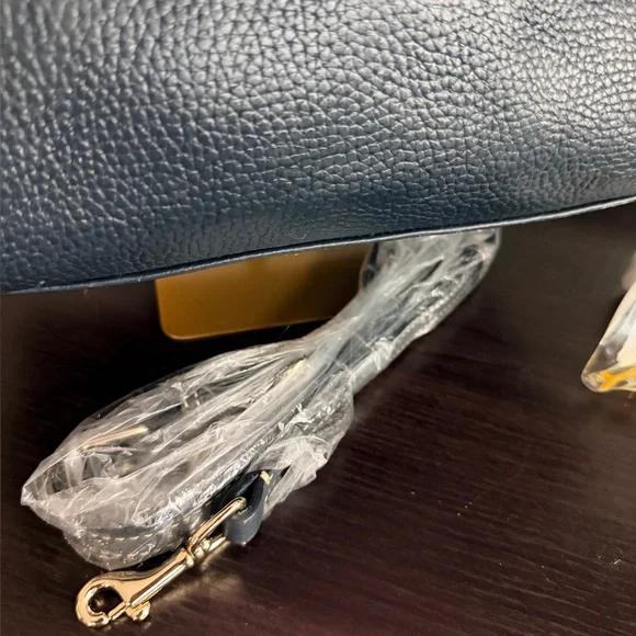 Dooney & Bourke  Satchel Blue - Picture 6 of 8